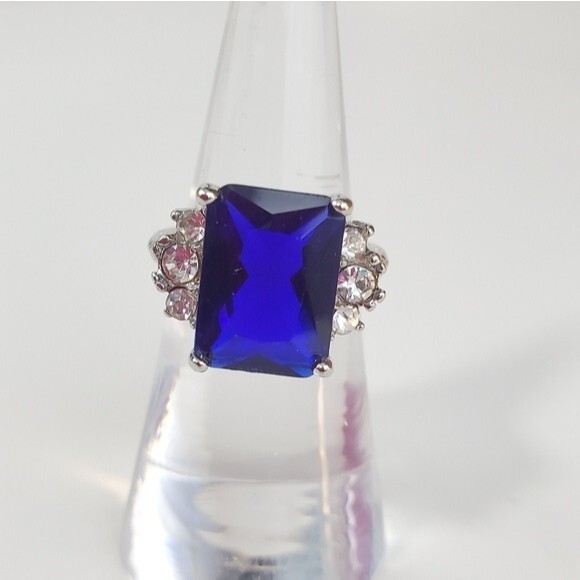 Silver Blue rhinestones Cocktail Ring size 6 - Picture 7 of 8